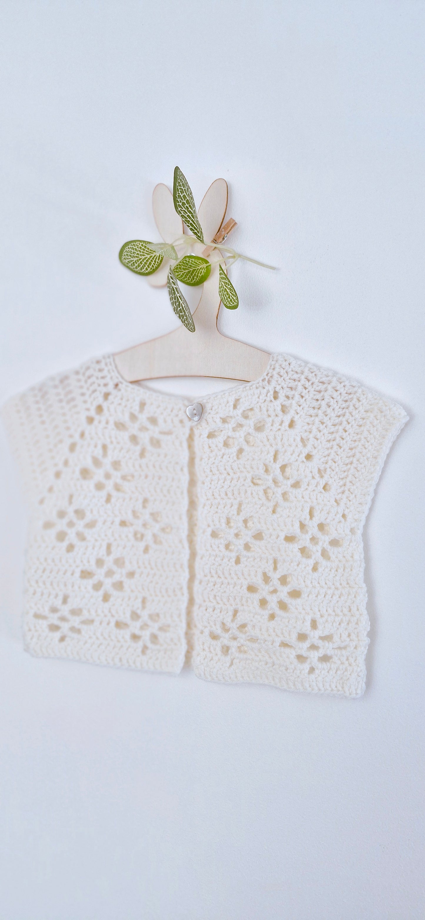 Patron Crochet Pull bébé - Baby sweater Crochet Pattern - Patron de Ganchillo par chaleco bebé [6M-8A] | FR, EN & SP | Maison Josefine #27
