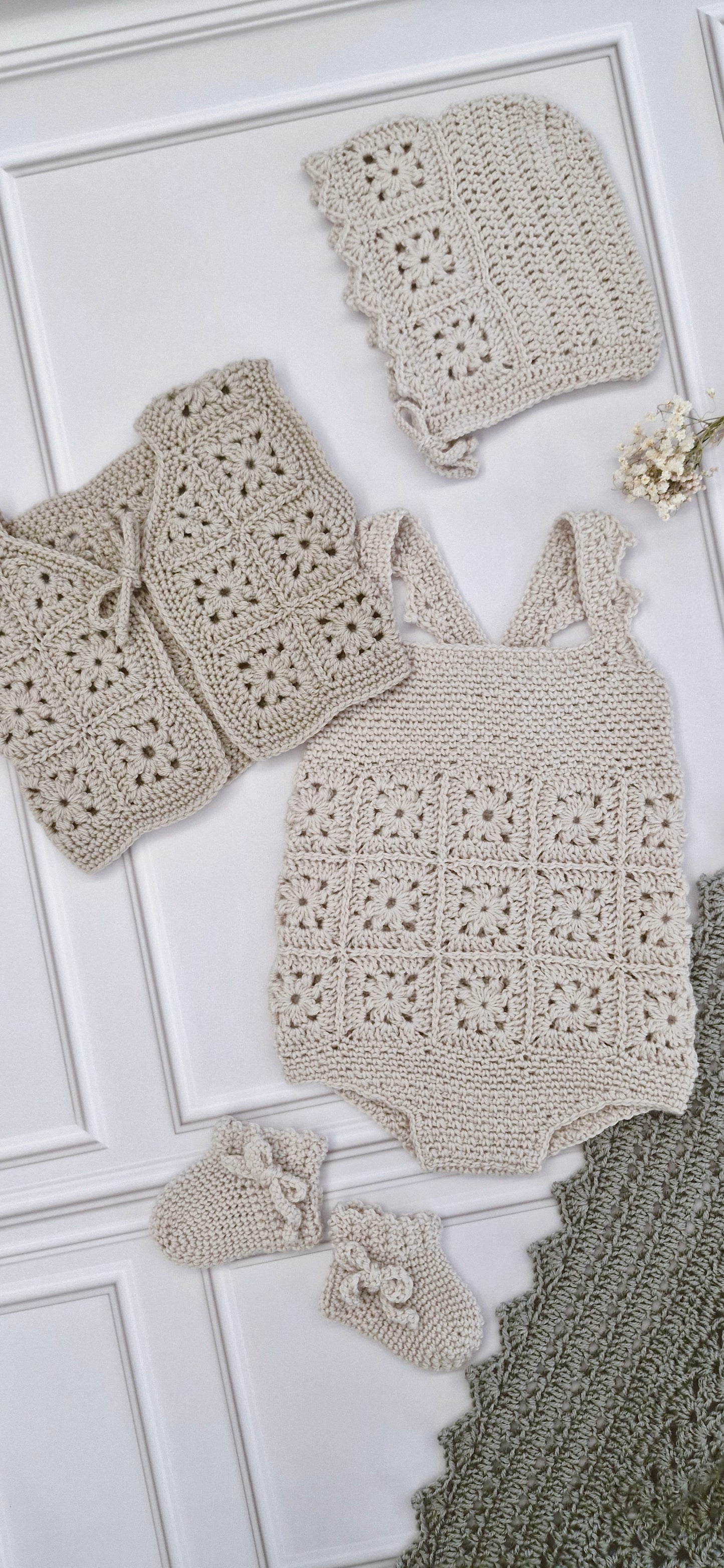 Bundle "Les essentiels de bébé au crochet" [0-24 M] | Maison Josefine